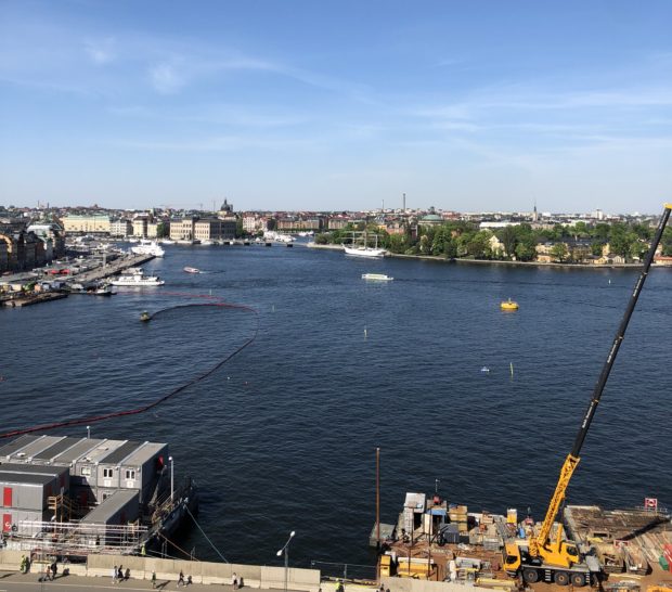 Utsikt över Skeppsbron, Skeppsholmen och city, Stockholm, sett från Slussen